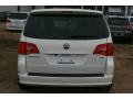 2010 Routan SE #14
