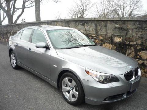 Silver Grey Metallic BMW 5 Series 530i Sedan.  Click to enlarge.