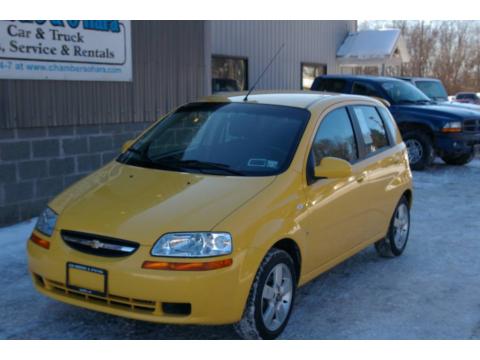 Summer Yellow Chevrolet Aveo Aveo5 LS.  Click to enlarge.