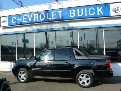 Black Chevrolet Avalanche LTZ 4WD.  Click to enlarge.