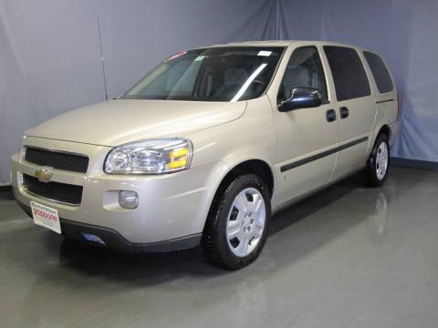 Silverstone Metallic Chevrolet Uplander LS.  Click to enlarge.