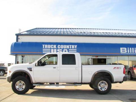 Oxford White Ford F250 Super Duty XLT Crew Cab 4x4.  Click to enlarge.