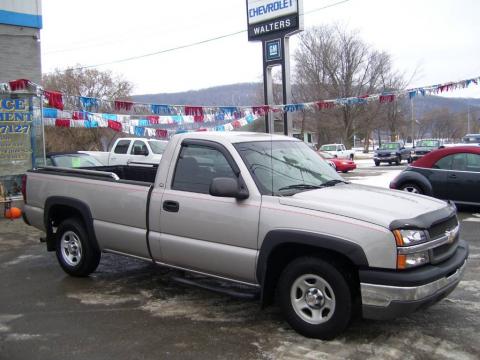 Silver Birch Metallic Chevrolet Silverado 1500 Regular Cab.  Click to enlarge.