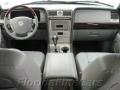 2005 Navigator Luxury #16