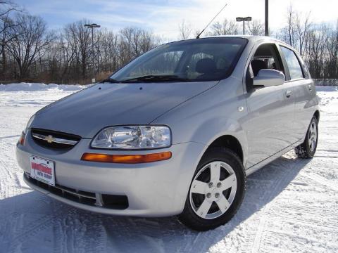 Cosmic Silver Metallic Chevrolet Aveo Aveo5 LS.  Click to enlarge.
