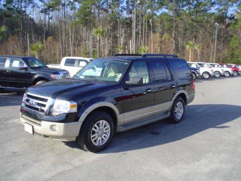 Black Ford Expedition Eddie Bauer 4x4.  Click to enlarge.