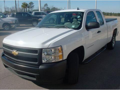 Summit White Chevrolet Silverado 1500 LT Extended Cab.  Click to enlarge.