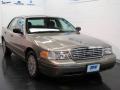 2005 Crown Victoria  photo #1