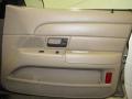 2005 Crown Victoria  photo #15