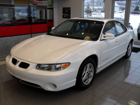 Arctic White Pontiac Grand Prix GT Sedan.  Click to enlarge.