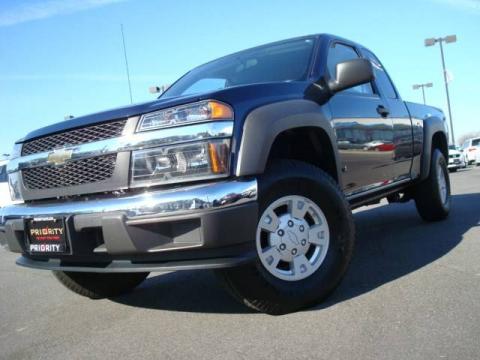 Imperial Blue Metallic Chevrolet Colorado LT Z71 Extended Cab 4x4.  Click to enlarge.