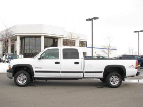 Summit White Chevrolet Silverado 2500 LT Crew Cab 4x4.  Click to enlarge.