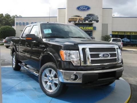 Tuxedo Black Ford F150 XLT SuperCrew 4x4.  Click to enlarge.