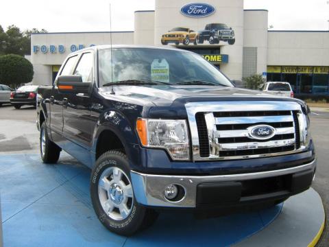 Dark Blue Pearl Metallic Ford F150 XLT SuperCrew.  Click to enlarge.