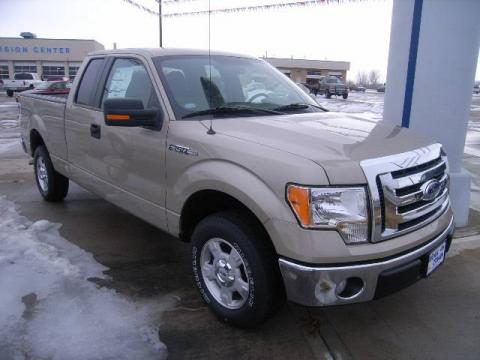 Pueblo Gold Metallic Ford F150 XLT SuperCab. Click to enlarge. Pueblo Gold Metallic Ford F150 XLT SuperCab. Click to enlarge.
