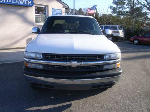 Summit White Chevrolet Silverado 1500 LT Extended Cab 4x4.  Click to enlarge.