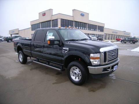 Black Ford F350 Super Duty Lariat Crew Cab 4x4.  Click to enlarge.