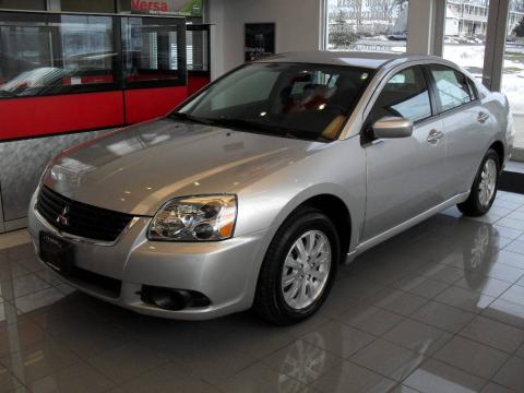 Quick Silver Pearl Mitsubishi Galant ES.  Click to enlarge.
