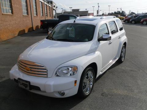 Arctic White Chevrolet HHR LT.  Click to enlarge.