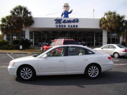 Powder White Pearl Hyundai Azera Limited.  Click to enlarge.