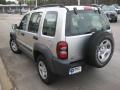 2007 Liberty Sport #5
