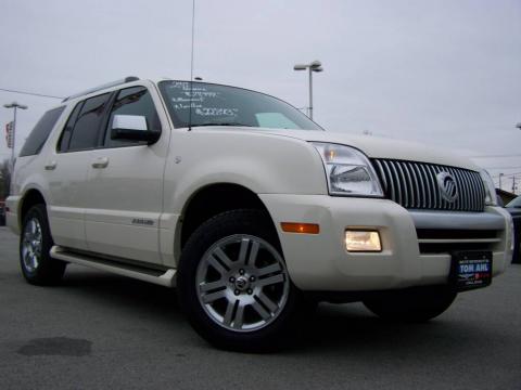 Oxford White Mercury Mountaineer Premier AWD.  Click to enlarge.