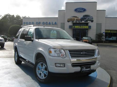 White Suede Ford Explorer XLT.  Click to enlarge.
