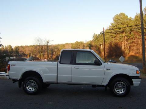 Classic White Mazda B-Series Truck B4000 Cab Plus 4x4.  Click to enlarge.