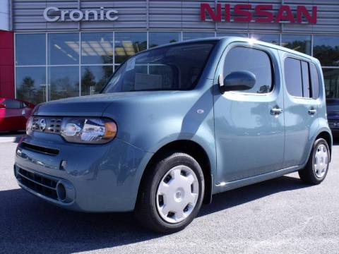 Caribbean Blue Pearl Metallic Nissan Cube 1.8 S.  Click to enlarge.