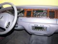1999 Town Car Executive #18