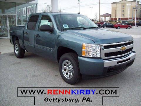 Blue Granite Metallic Chevrolet Silverado 1500 LS Crew Cab 4x4.  Click to enlarge.