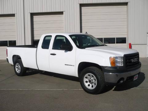 Summit White GMC Sierra 1500 Extended Cab.  Click to enlarge.