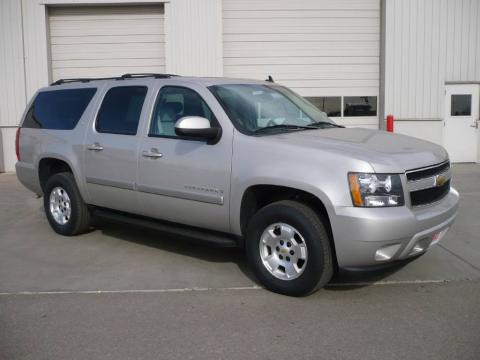 Greystone Metallic Chevrolet Suburban LT 4x4.  Click to enlarge.