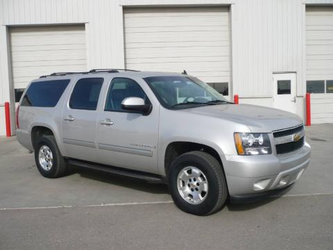 Silver Birch Metallic Chevrolet Suburban LT 4x4.  Click to enlarge.