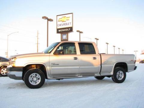 Silver Birch Metallic Chevrolet Silverado 2500HD LS Crew Cab 4x4.  Click to enlarge.