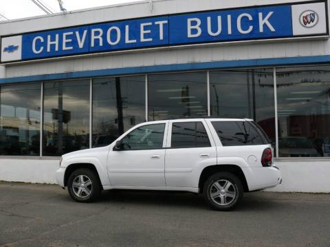 Summit White Chevrolet TrailBlazer LT 4x4.  Click to enlarge.