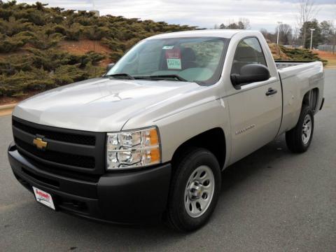 Sheer Silver Metallic Chevrolet Silverado 1500 Regular Cab.  Click to enlarge.