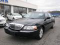 2009 Town Car Signature L #2