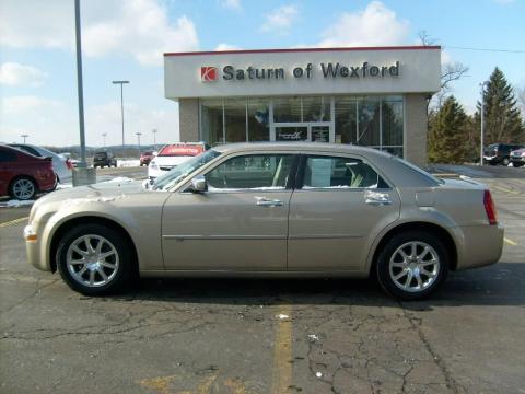 Light Sandstone Metallic Chrysler 300 C HEMI.  Click to enlarge.