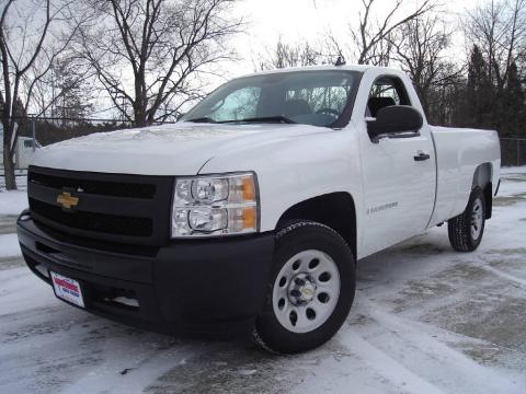 Summit White Chevrolet Silverado 1500 Regular Cab.  Click to enlarge.