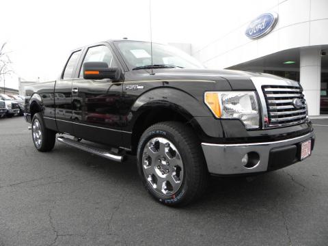 Tuxedo Black Ford F150 XLT SuperCab.  Click to enlarge.