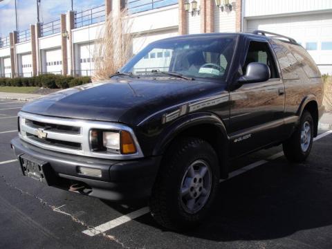 Black Chevrolet Blazer LS 4x4.  Click to enlarge.