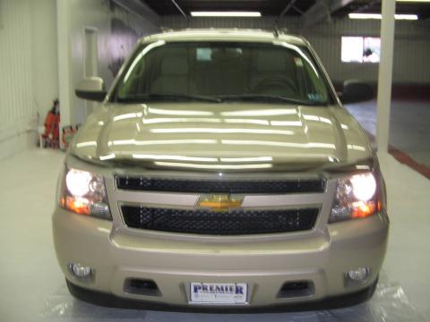 Gold Mist Metallic Chevrolet Tahoe LT 4x4.  Click to enlarge.