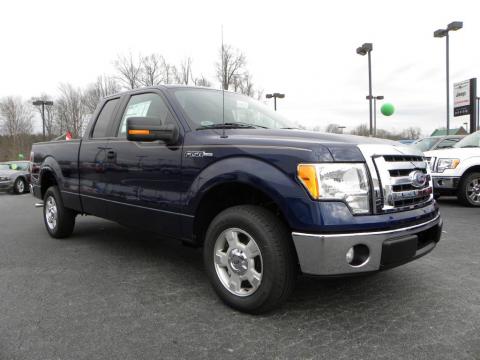 Dark Blue Pearl Metallic Ford F150 XLT SuperCab.  Click to enlarge.