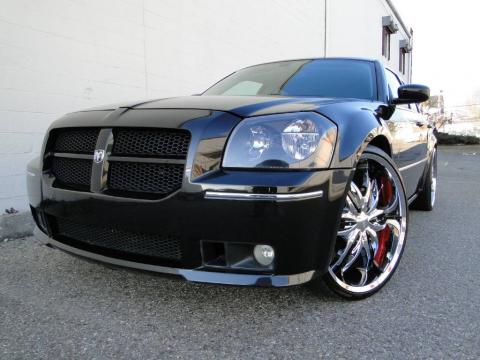 Brilliant Black Crystal Pearl Dodge Magnum SRT-8. Click to enlarge. Brilliant Black Crystal Pearl Dodge Magnum SRT-8. Click to enlarge.