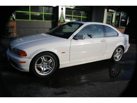Alpine White BMW 3 Series 330i Coupe.  Click to enlarge.