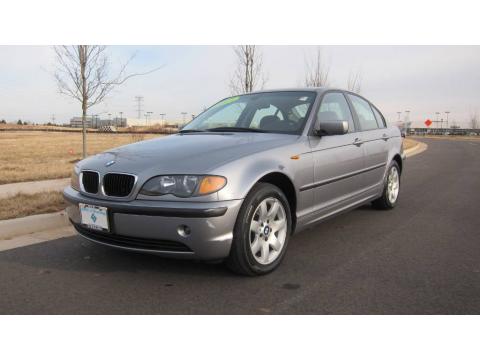 Silver Grey Metallic BMW 3 Series 325xi Sedan.  Click to enlarge.