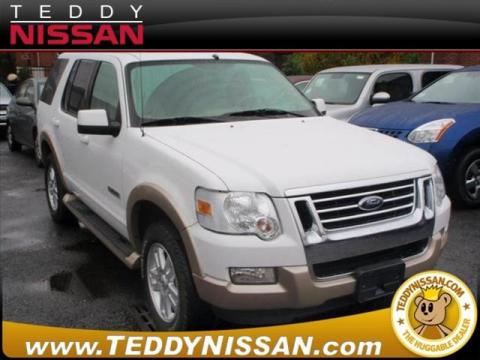 Oxford White Ford Explorer Eddie Bauer 4x4.  Click to enlarge.