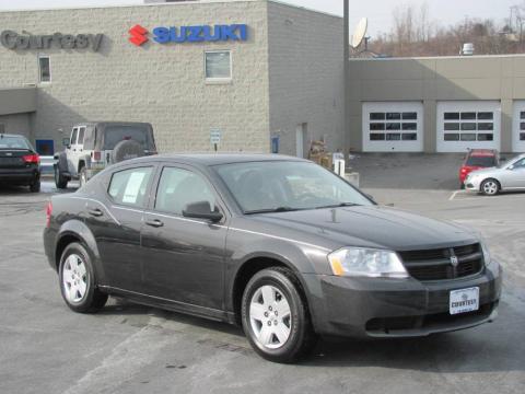 Brilliant Black Crystal Pearl Dodge Avenger SXT.  Click to enlarge.