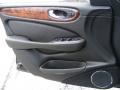2006 XJ XJ8 L #25
